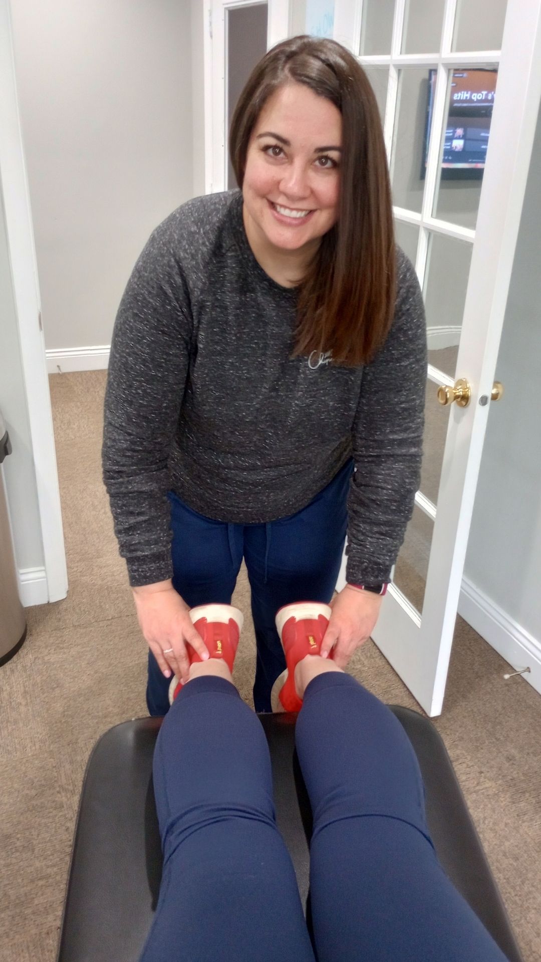 Looking for a Chiropractor in Cincinnati? Here’s what to Expect at Simply Well Chiropractic